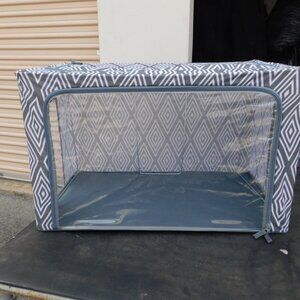 Periea Gray and White Metal Frame Chest Organizer